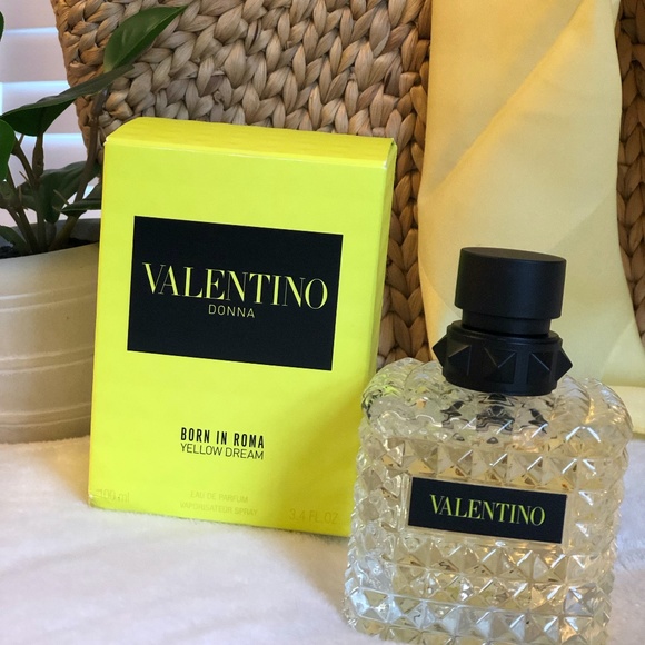 Valentino - BORN IN ROMA YELLOW DREAM - Picture 2 of 5